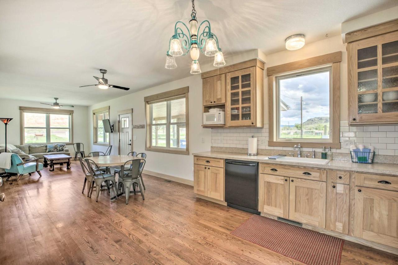Idyllic Gem Screened Porch, Half Mi To River! Thermopolis Exterior photo